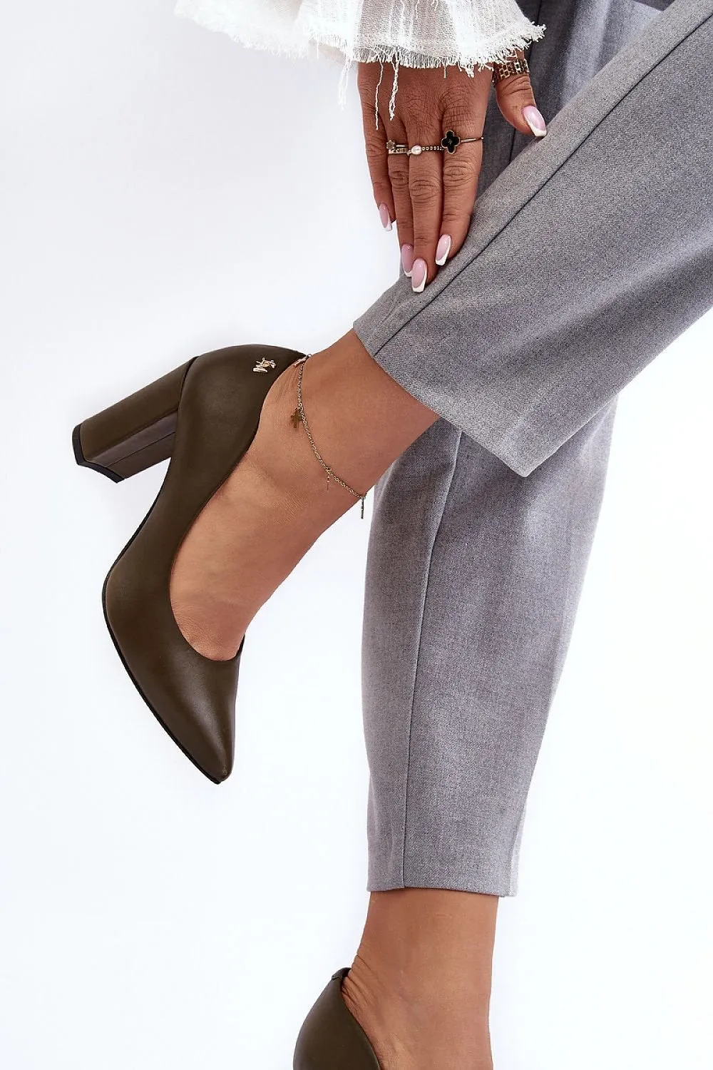 Block heel pumps Step in style