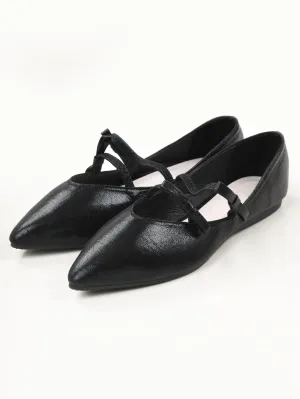 Shiny Pointed Shoes - Black