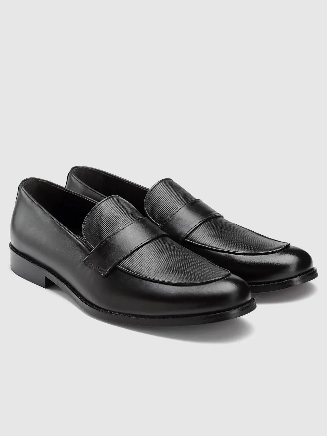 Textured Leather Formal Loafers