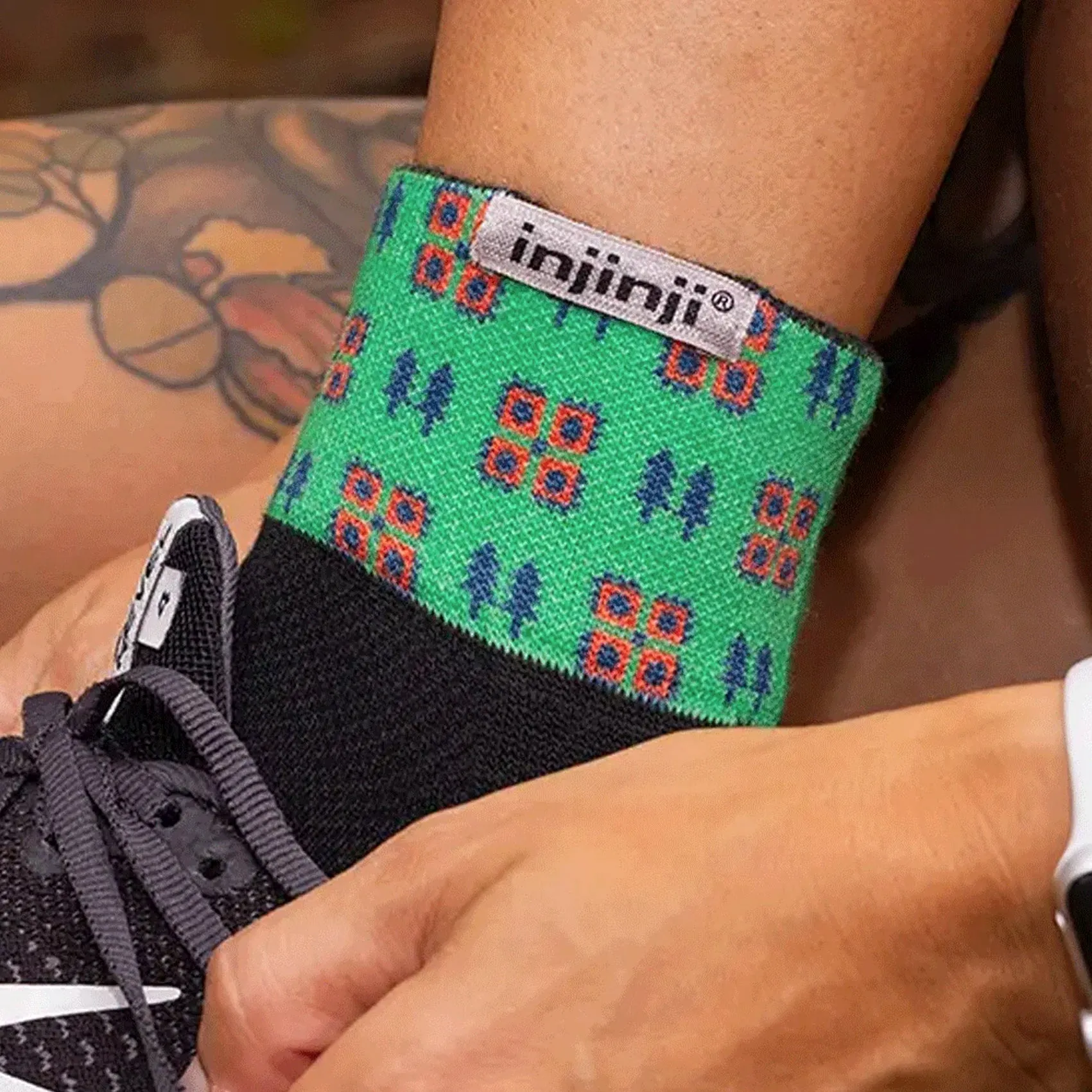 Womens Injinji Trail Artist Designed Mini-Crew Socks